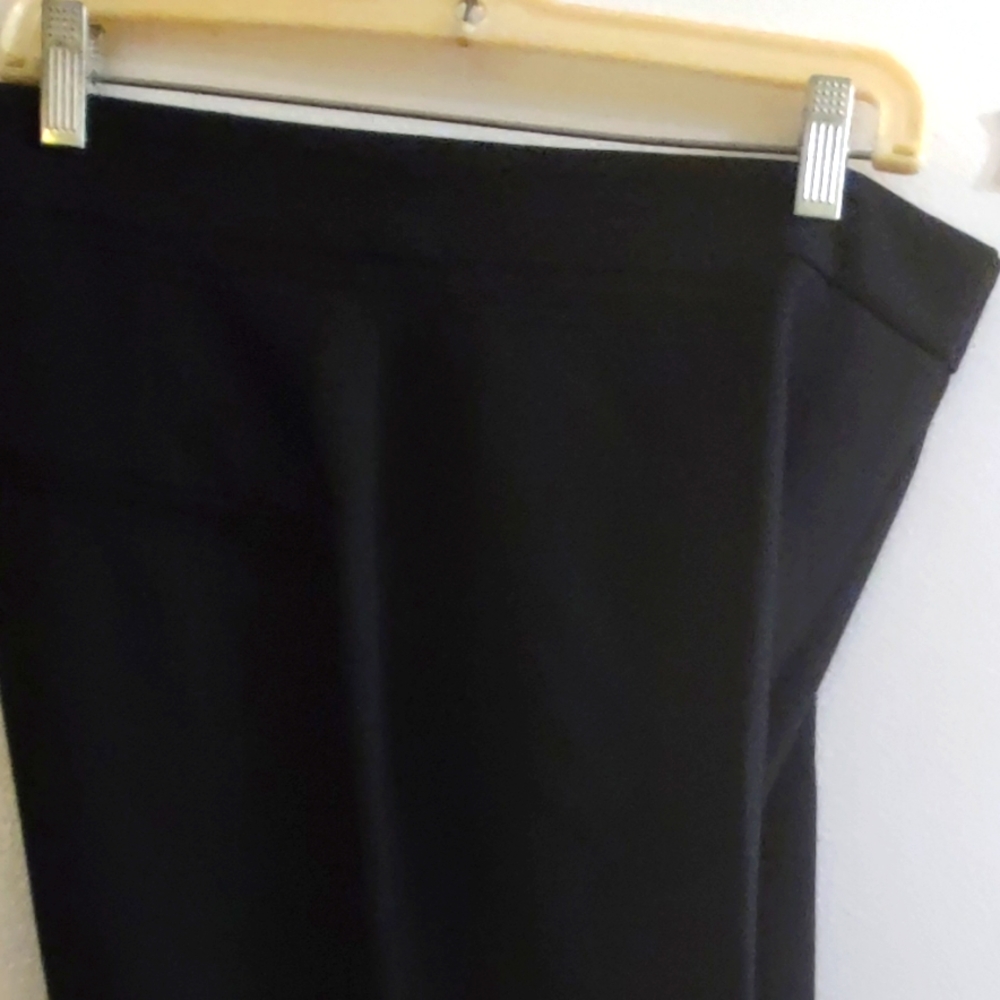 NWOT Ann Taylor Ladies Black Dress Pants